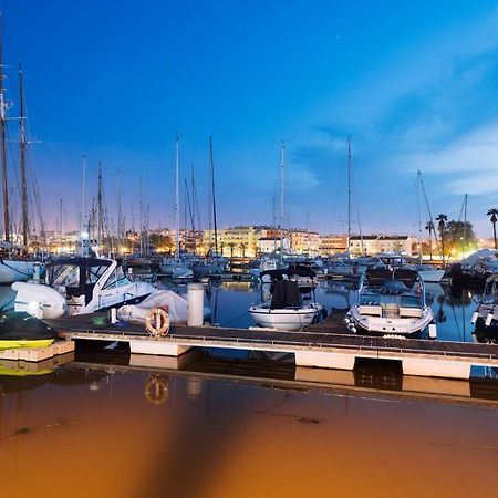 10A - Marina Mirror Harbour Apartment Lagos Bagian luar foto